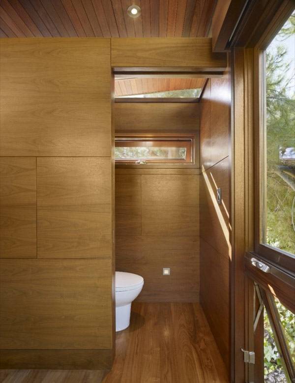 Роскошный деревянный дом - санузел