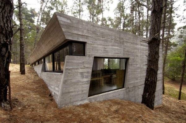 Дом из бетона 