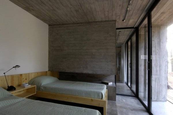 Дом из бетона - спальня
