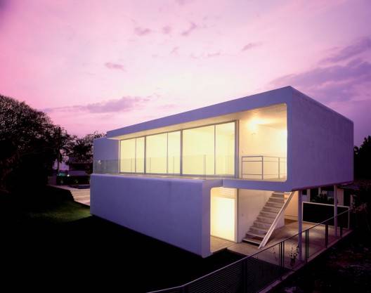 Природная красота виллы Suntro House по проекту Хорхе Хернандеса де ла Гарца