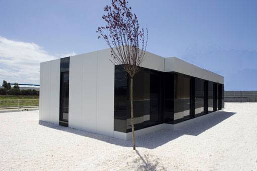частный каркасный дом с модным глянцевым фасадом по проекту A-Cero